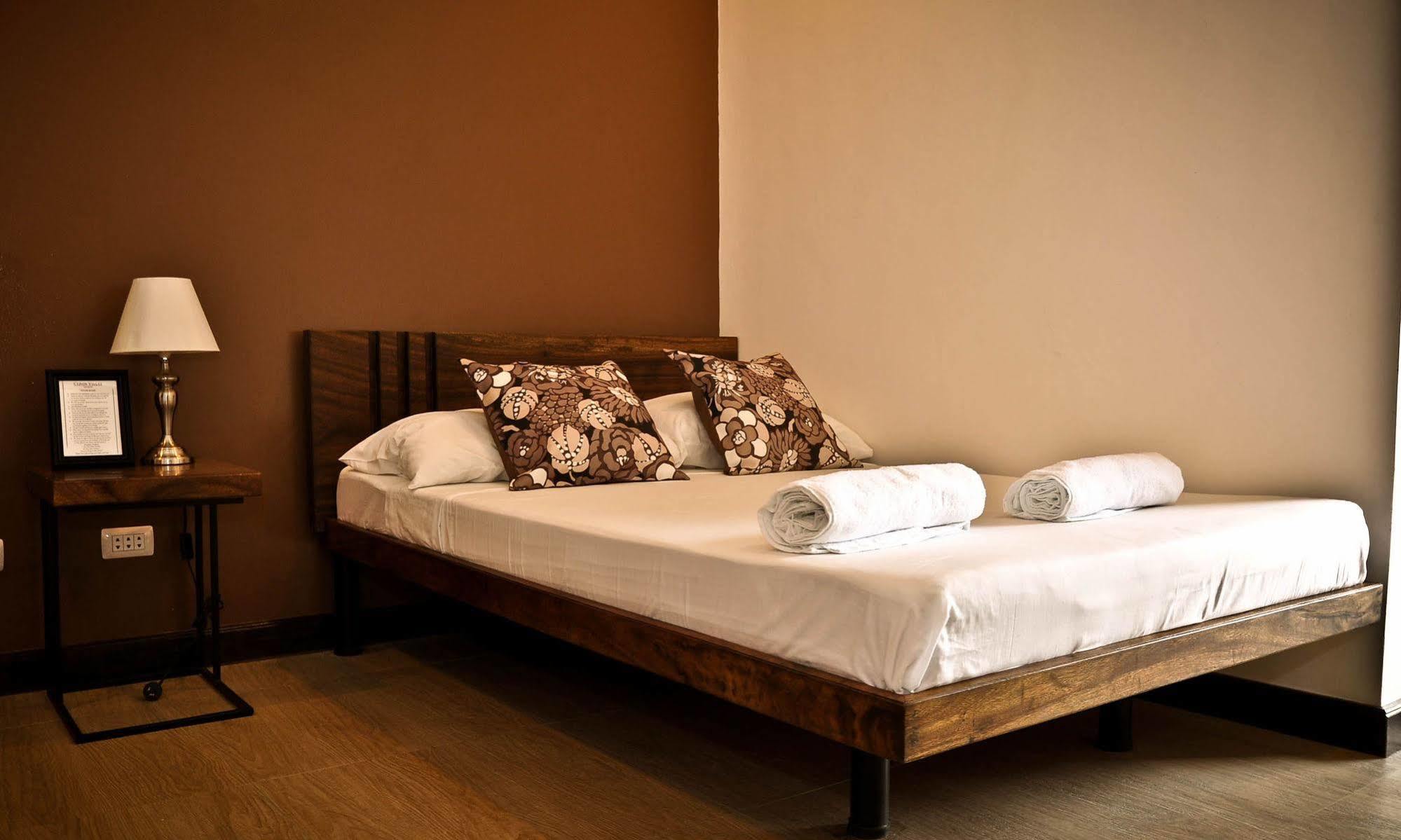 Cleon Villas Pension Puerto Princesa Екстер'єр фото